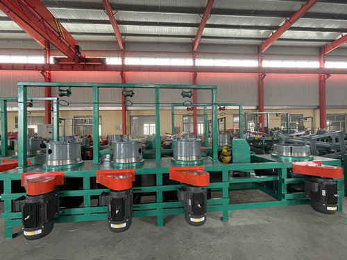 四連拔絲機(jī).jpg 四連拔絲機(jī).jpg